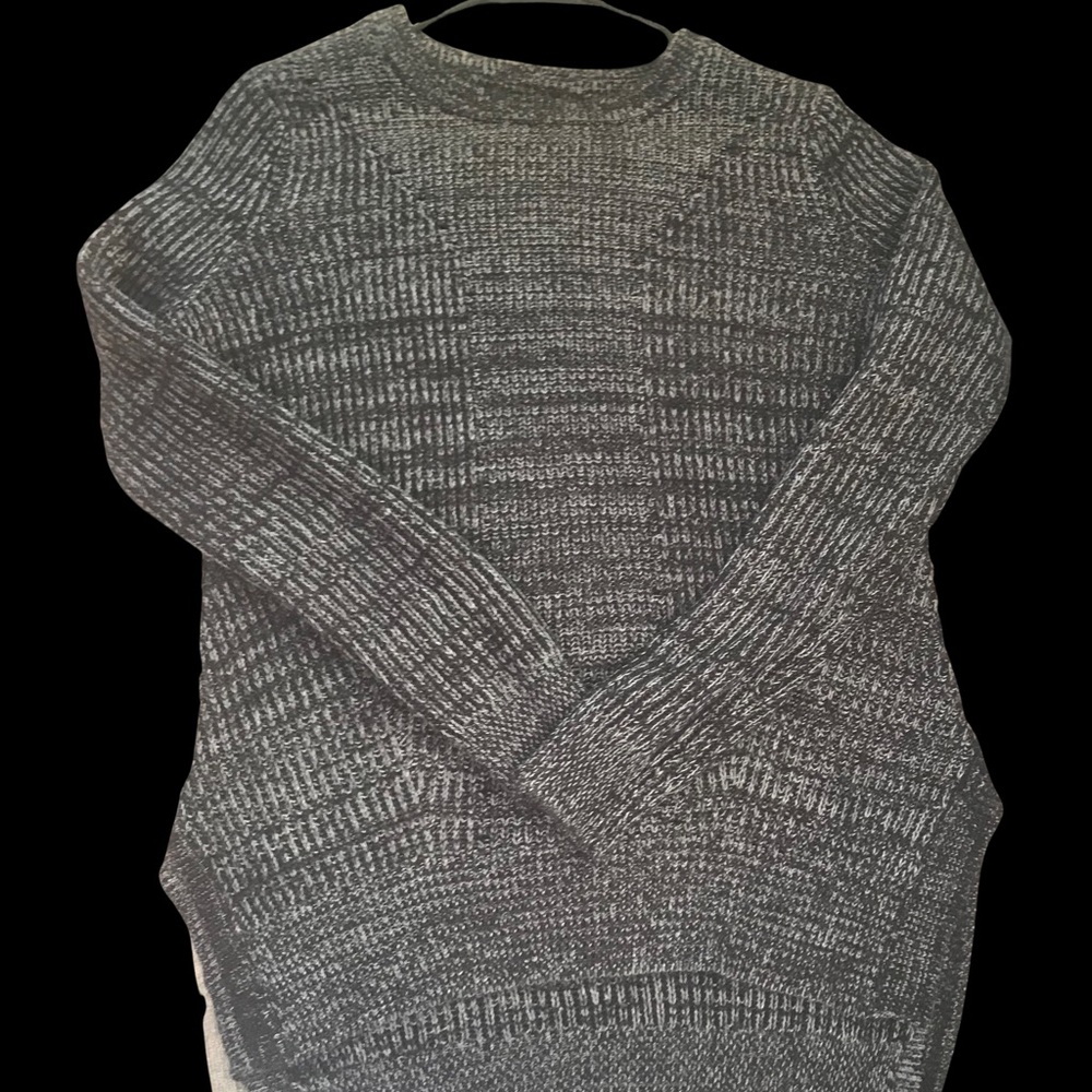 Mossimo relaxed fit black and gray knit hi-low tunic sweater - side slit size M